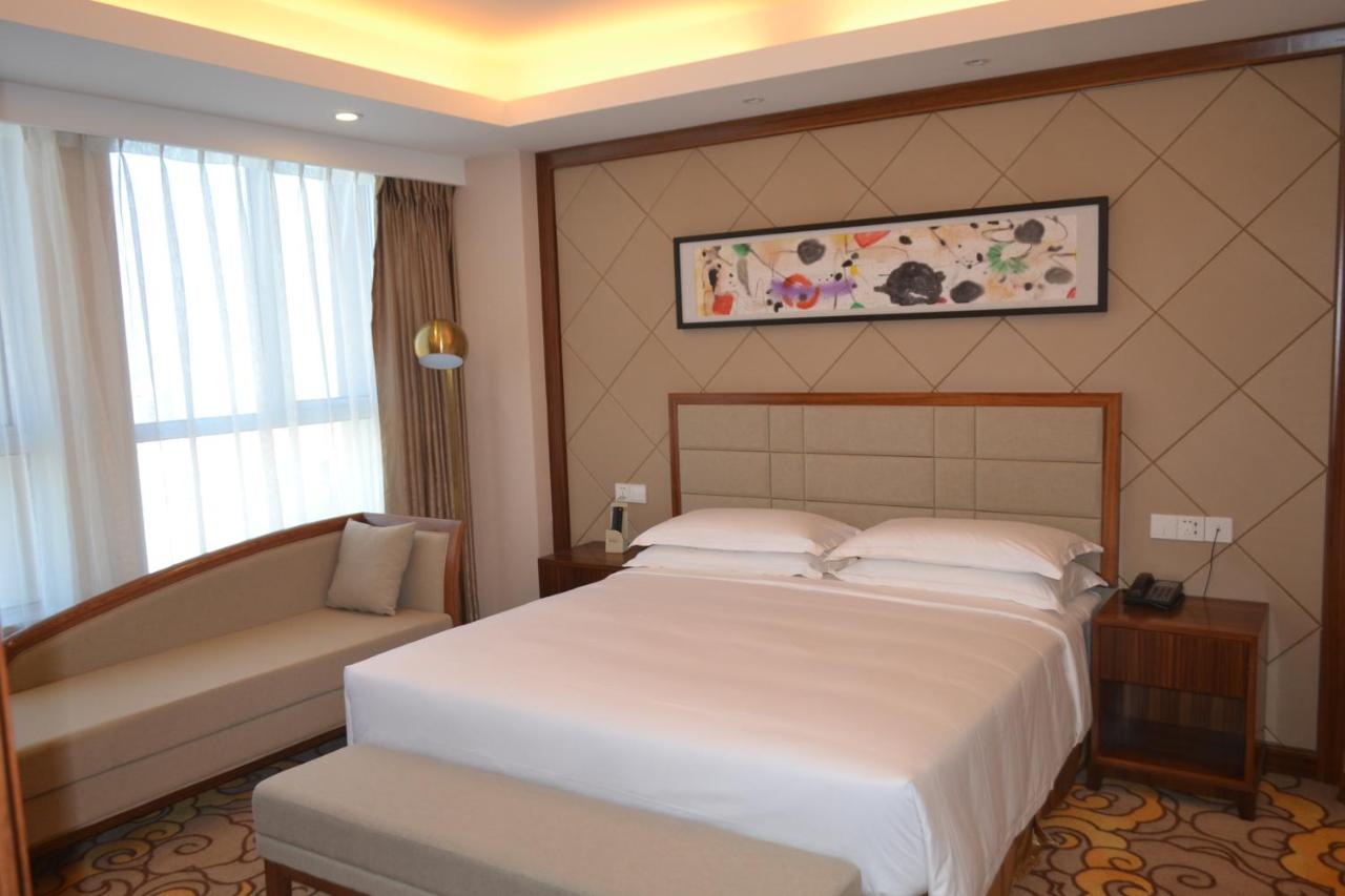 Hotel Kaloum Konakri Dış mekan fotoğraf